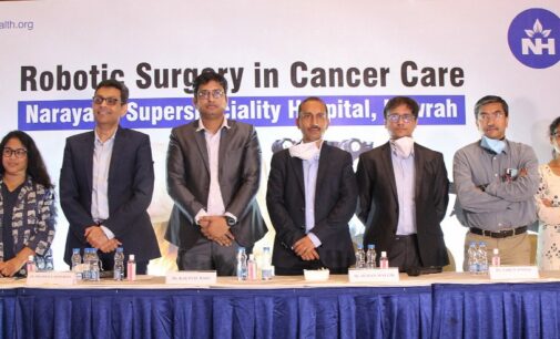 NSH Howrah’s  skilled & experienced Robotic Surgery team to perform advanced Robotic Surgery to treat cancer patients for their speedy, effective recovery.