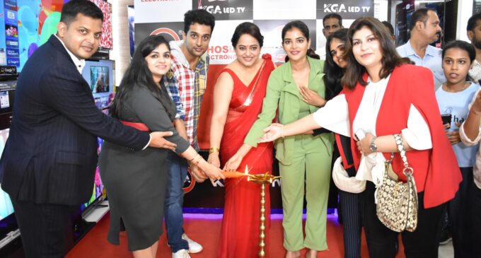 Khosla Electronics Marks 9th Anniversary of Lansdowne Outlet with Star-Studded Launch of All-New KGA 4K SMART TV